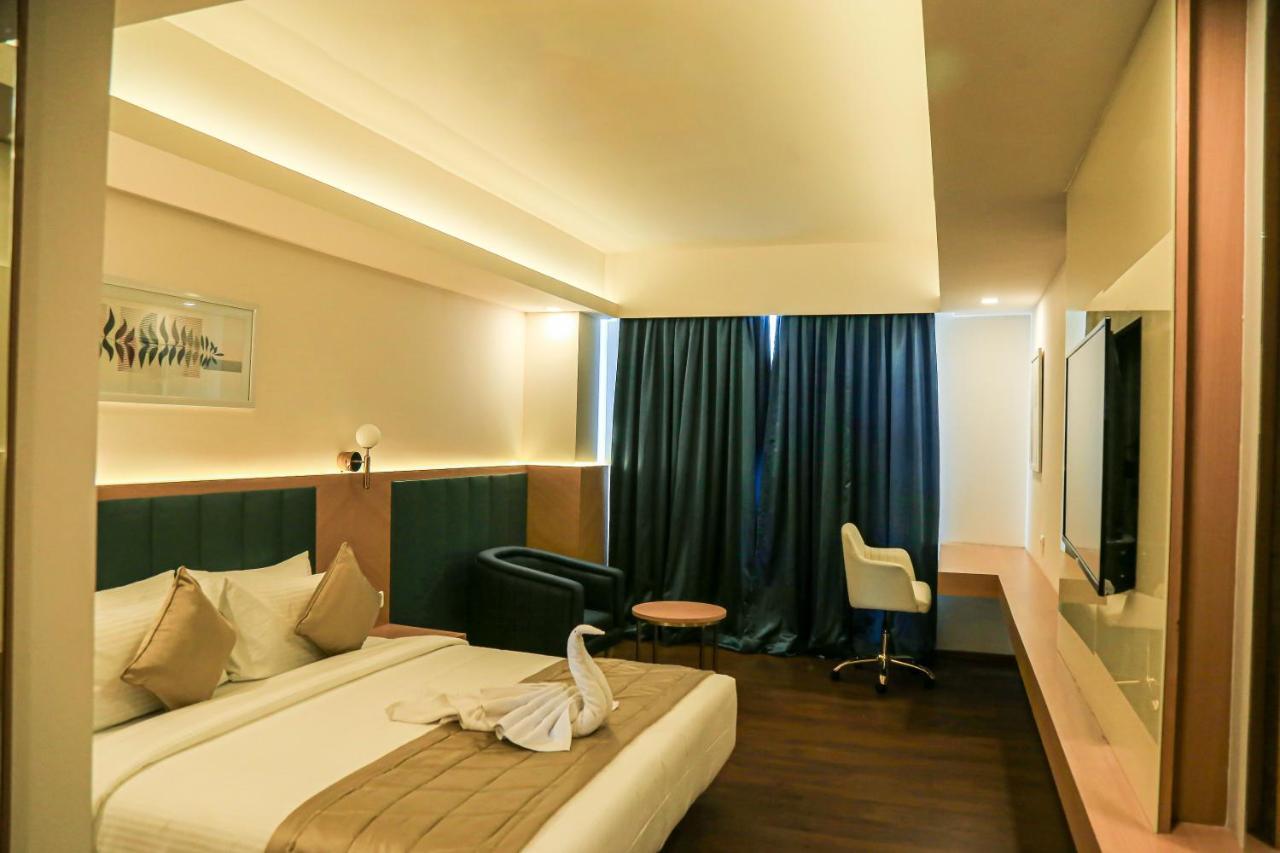 Hotel Turmeric 에로드 외부 사진